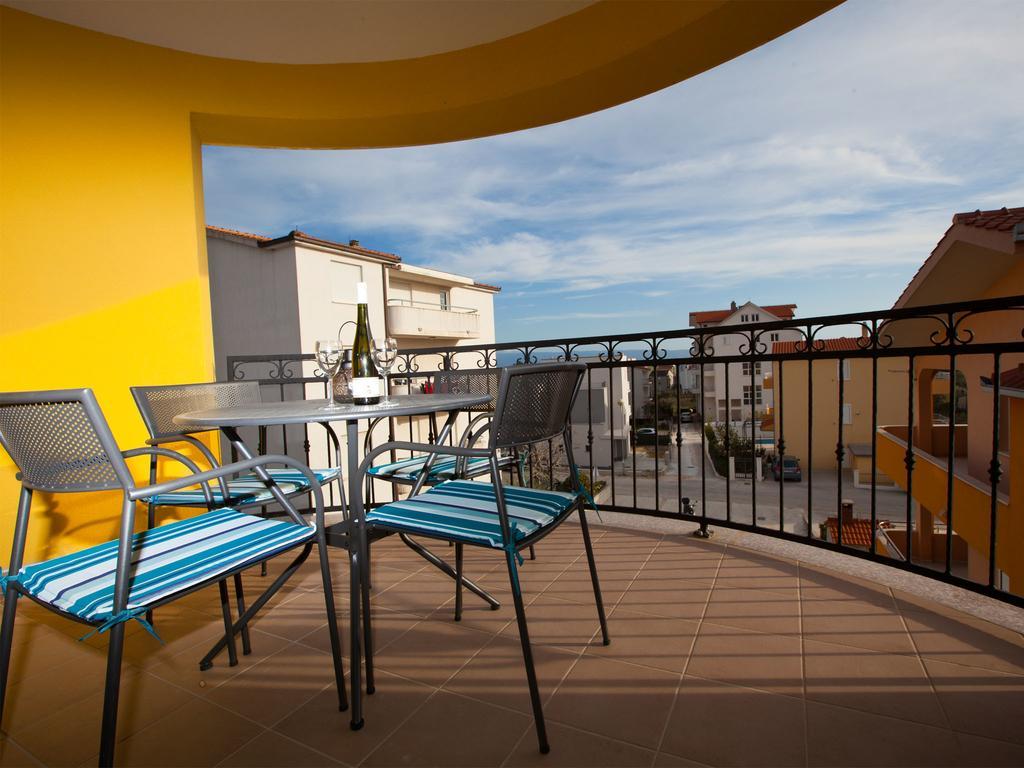 Apartments Roses Stobrec Phòng bức ảnh
